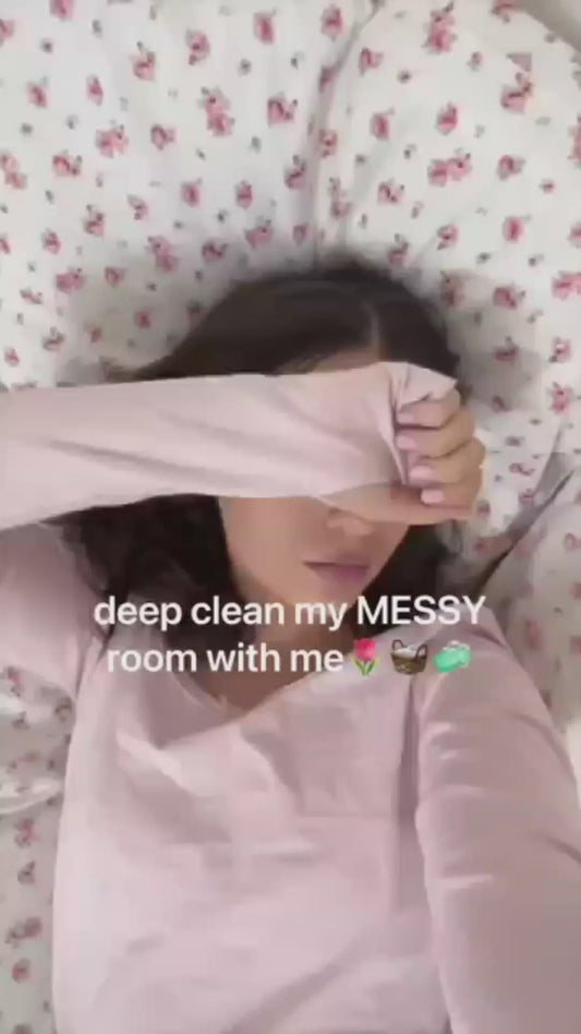 Premium Bed Sheet Grippers (Pack of 4) Non-Slip Heavy Duty Mattress Sheet Clips