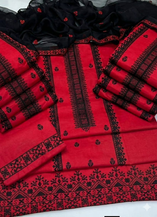 Elevate your wardrobe with the timeless charm of Multani craftsmanship.